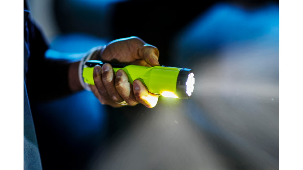 Streamlight Dualie 3Aa Flashlight, Atex Rated, 245 Lumen Spot/Flood Led, 3 X Aa Battery, Clam Pack, Yellow, 68754