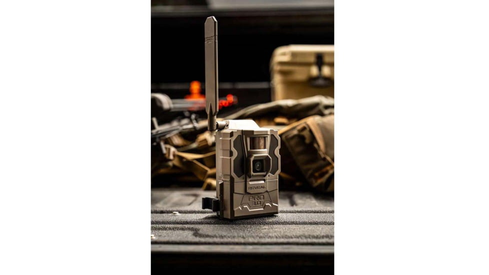 Tactacam/reveal RVTCXPRO3 Pro 3.0 FDE LCD Display 4K Resolution 8GB Memory