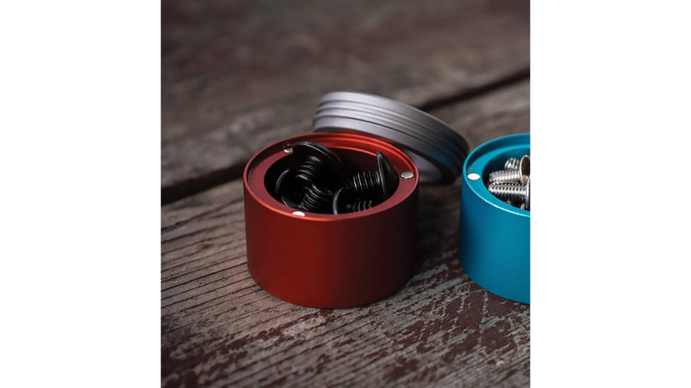 TEC Accessories Min-E-Vault Container Red