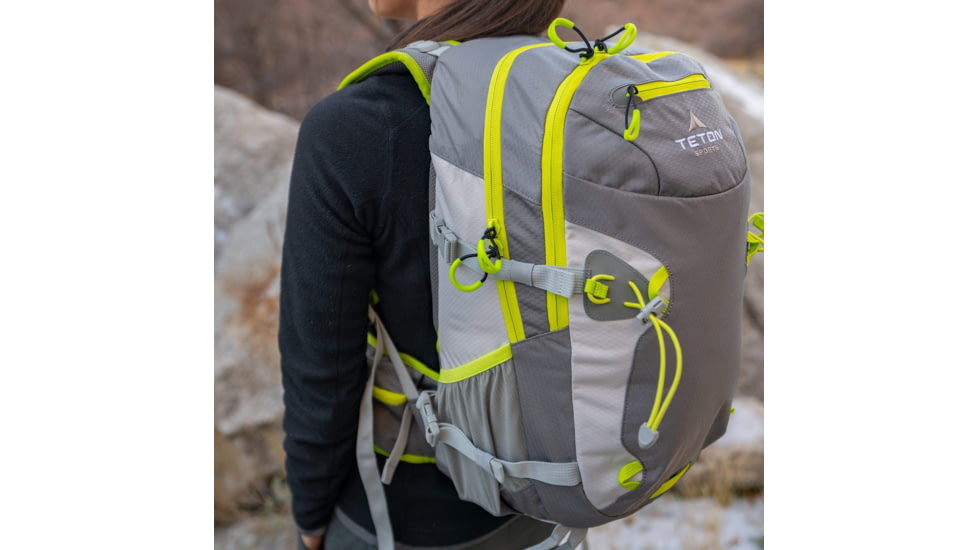 TETON Sports Pursuit 2000 Backpack, Grey, 33L, 1200