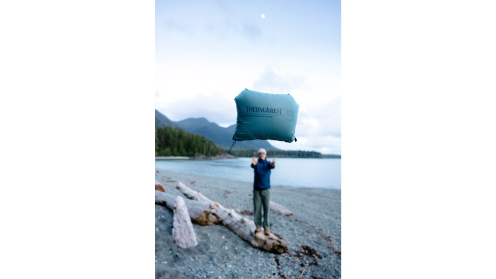 Therm-a-Rest Honcho Poncho Down Sleeping Bag