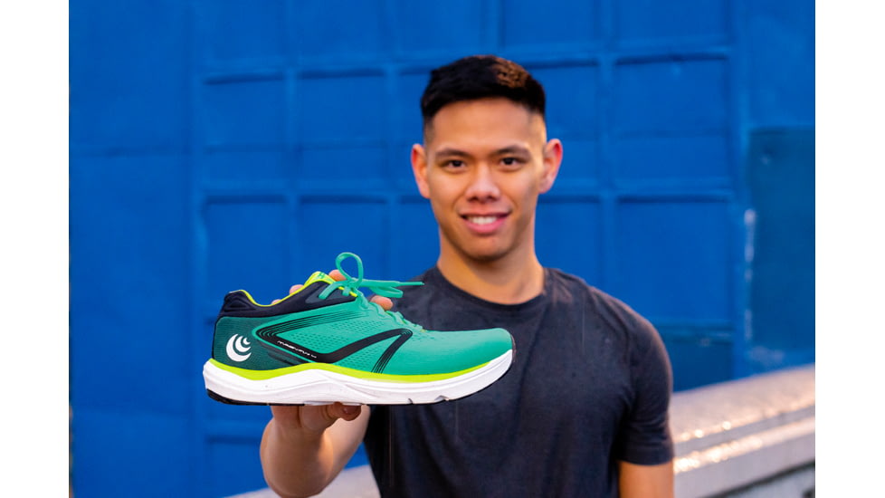 Topo Athletic Magnifly 4 Road Running Shoes - Mens, Aqua/Black, 12.5, M051-125-AQUBLK