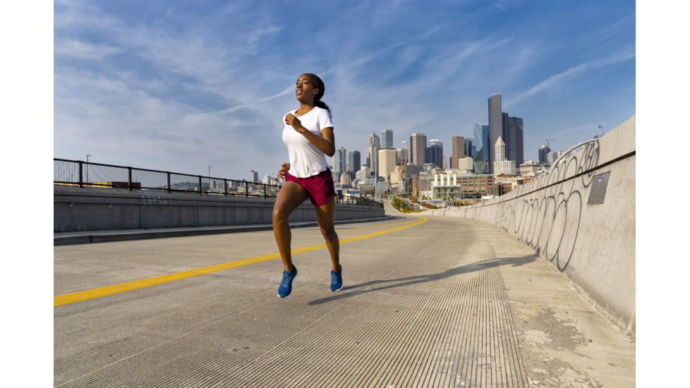 Topo Athletic Magnifly 4 Road Running Shoes - Womens, Admiral Blue/Teal, 7.5, W051-075-ADMTEA
