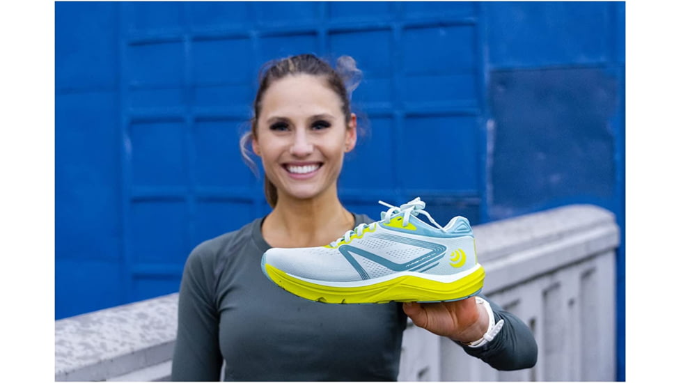 Topo Athletic Magnifly 4 Road Running Shoes - Womens, Glass Blue/Lime, 9.5, W051-095-GBLLIM