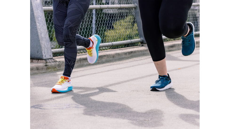 Topo Athletic Phantom 2 Road Running Shoes - Womens, White/Sky, 7.5, W046-075-WHTSKY