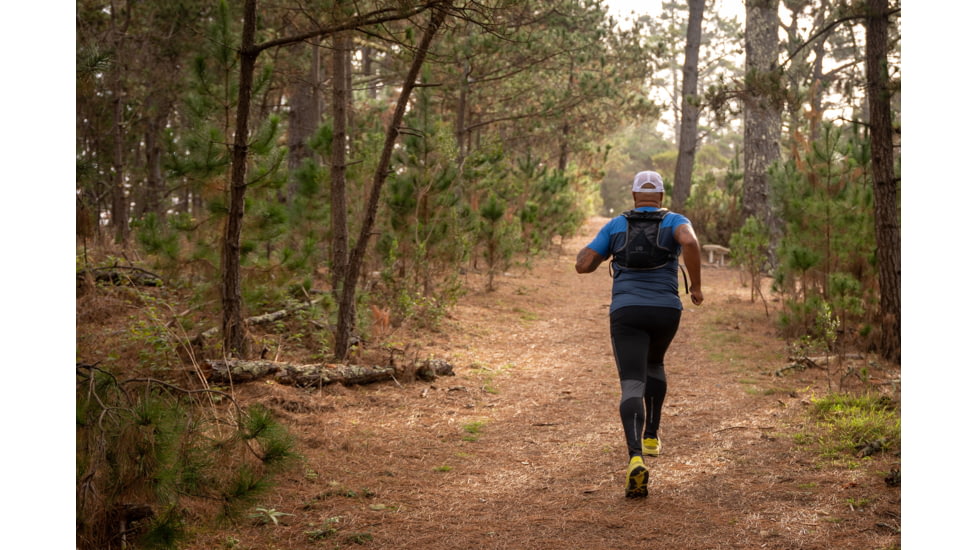 Ultimate Direction Trail Vests, Onyx, Extra Small, 80460022ONX-X/S