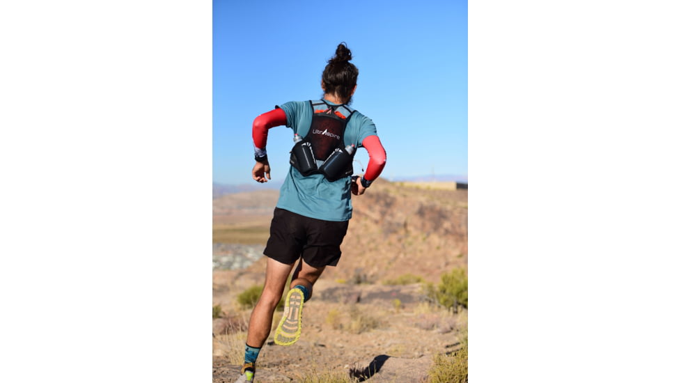 Ultraspire Momentum 2.0 Race Vest, Black/Red, Small, UA123BKSM