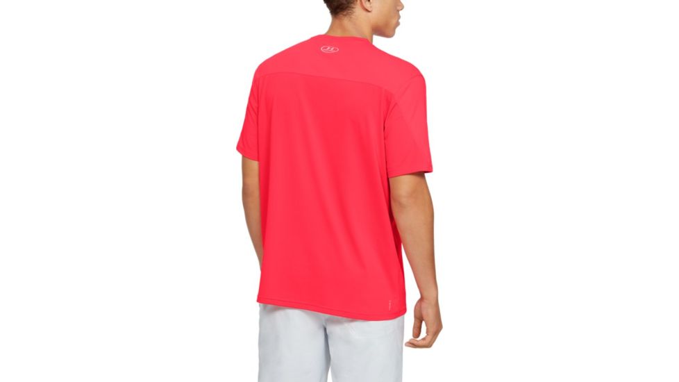 Under Armour UA Iso-Chill Stacked Short Sleeve T-Shirt - Mens, Medium, Pink, 1353897628MD