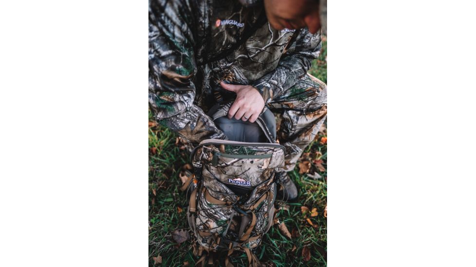 Vanguard 26L Hunting Backpack, RealTree Xtra Camo, Pioneer 1600RT