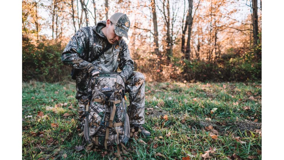 Vanguard 26L Hunting Backpack, RealTree Xtra Camo, Pioneer 1600RT
