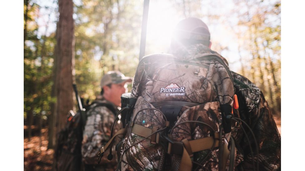 Vanguard 26L Hunting Backpack, RealTree Xtra Camo, Pioneer 1600RT