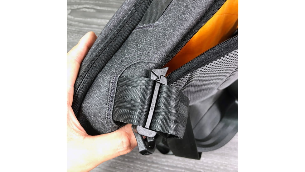 Vanquest Gear Carbide Convertible Sling Backpack, 12 Liters, Midnight Blue, 815112MBLU