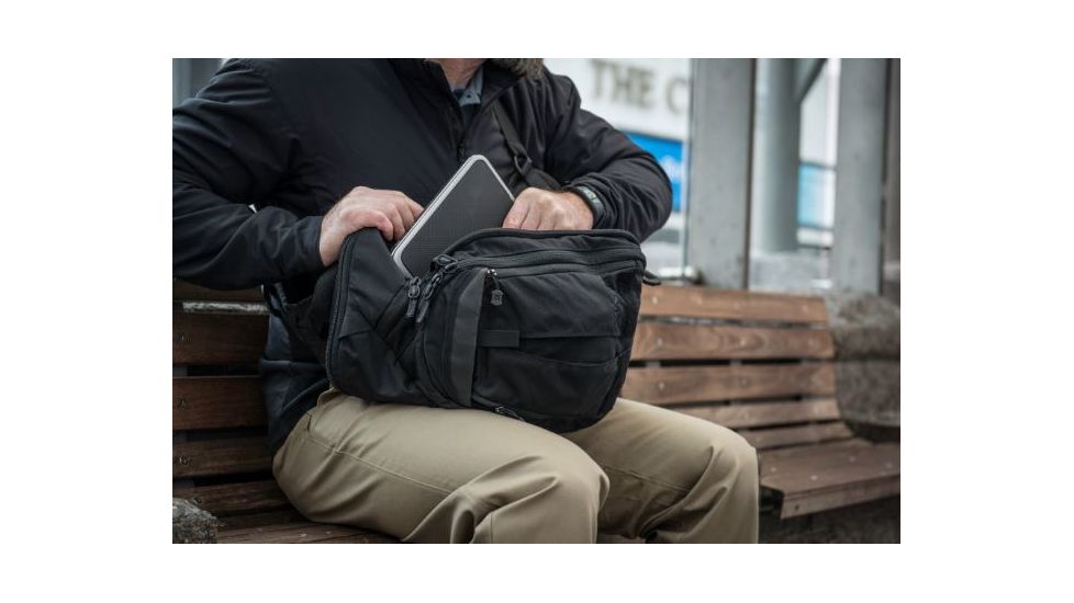 Vertx Black Small Sling, Black VTX5040BK