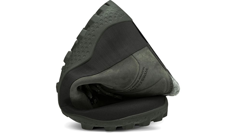 Vivobarefoot Tracker Snow SG Shoes - Mens, Grey, 41, 300109-0141