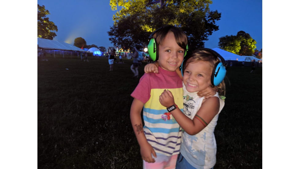 Walkers Baby &amp; Kids Passive Protection Folding Ear Muffs, 23 dB NRR, Lime Green, GWP-FKDM-LG