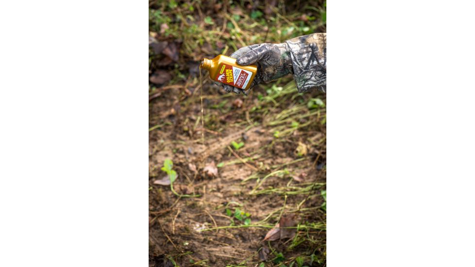 Wildlife Research Center Golden Estrus Scrape Scent, 4 FL oz. 242-4