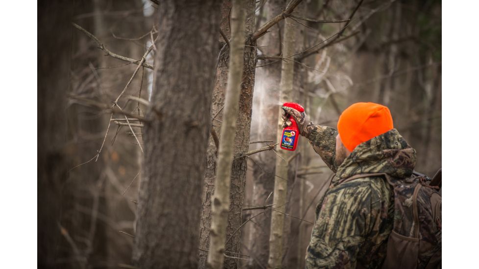 Wildlife Research Center Scent Storm - Apple Hunting Scent, 8 FL OZ 536-8