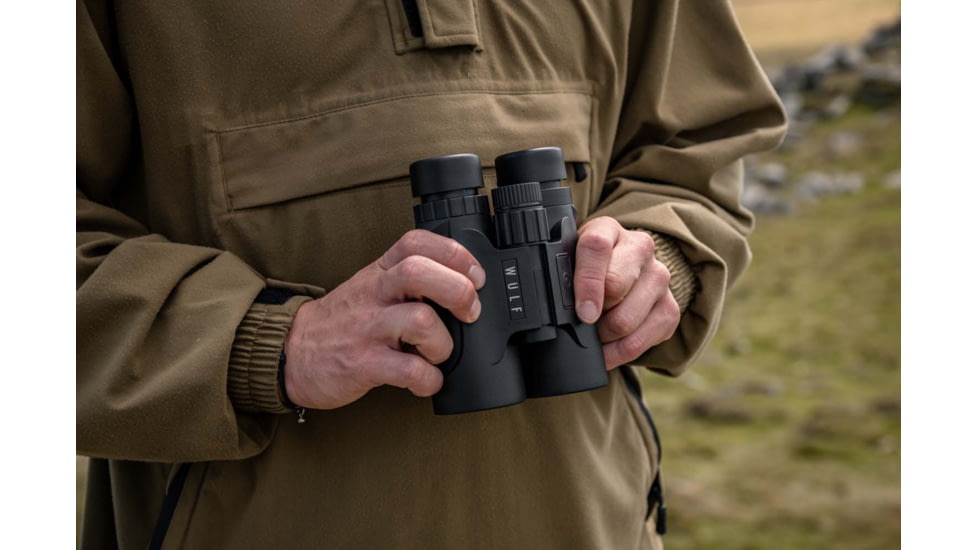 Wulf Optics Avenger 8x42 1200m Laser Rangefinding Binocular, Black, WU6500