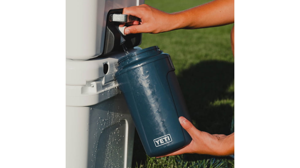 Yeti Silo 1/2 Gallon Jug w/Straw Cap