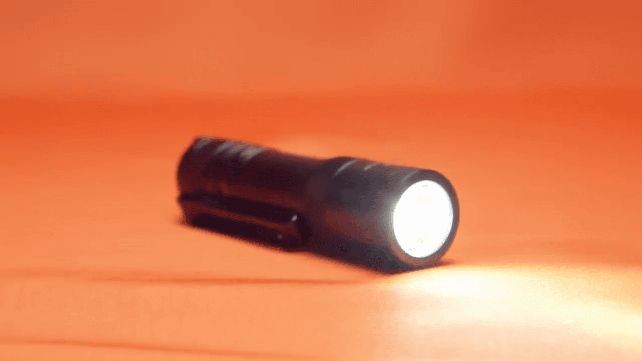 opplanet fenix e12 v3 0 aa flashlight video